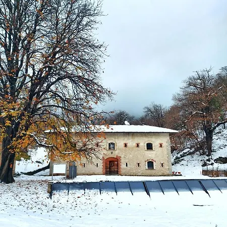 Forte Di Machaby Ostello Arnad
